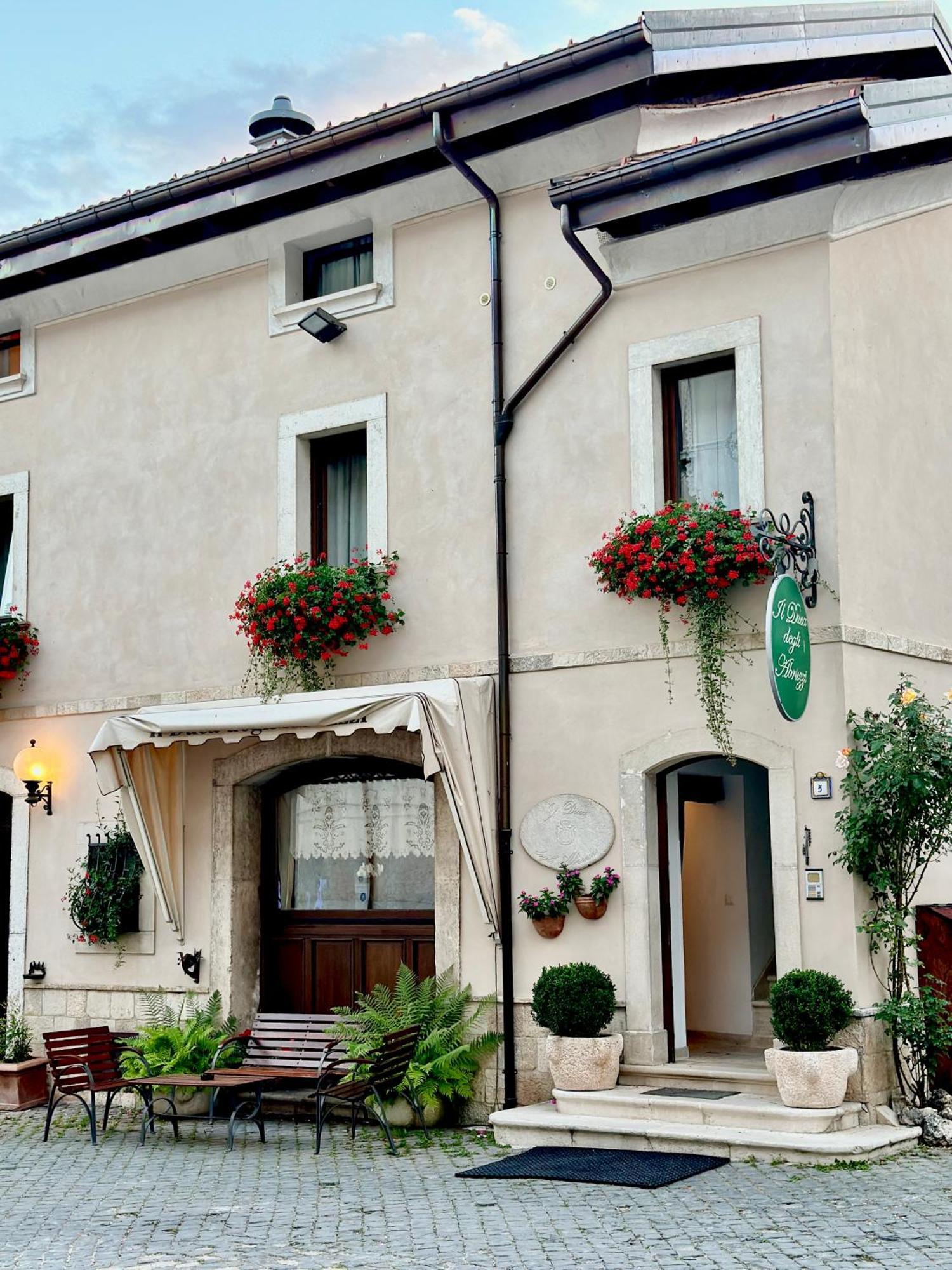 Il Duca Degli Abruzzi Hotel Pescasseroli Exterior photo